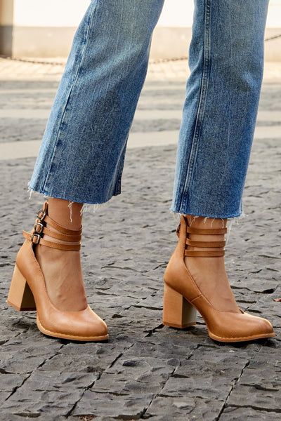 Allegra™ | Sandals with Ankle Strap and Chunky Heel