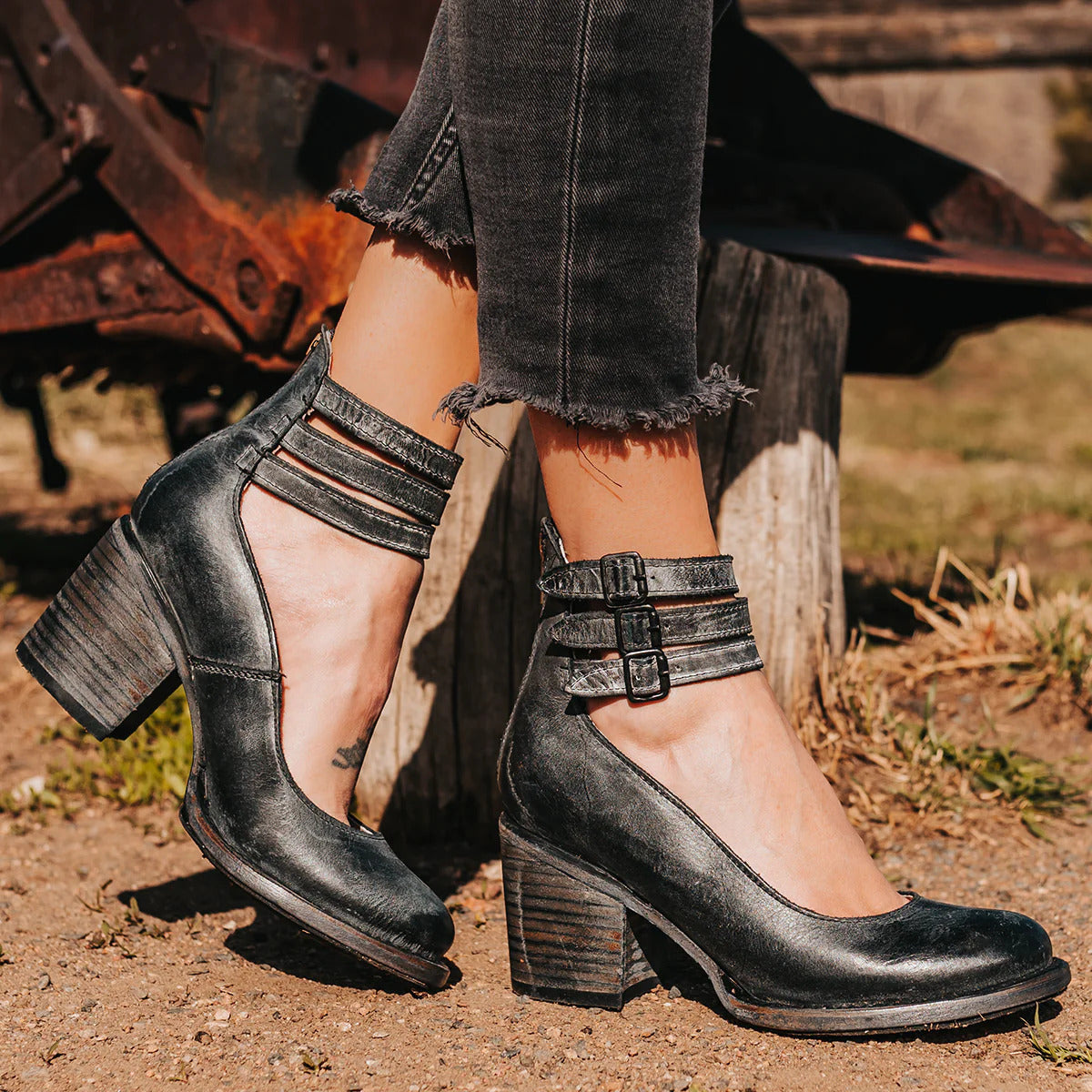 Ginevra™ | Court Shoes with Straps and Wide Heel