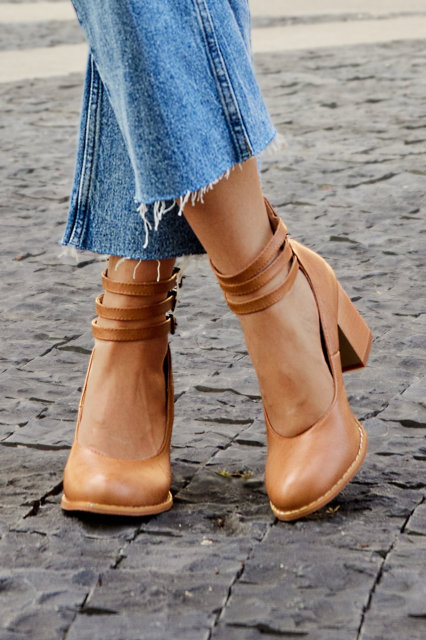 Allegra™ | Sandals with Ankle Strap and Chunky Heel