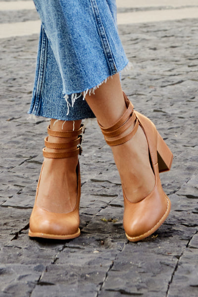 Allegra™ | Sandals with Ankle Strap and Chunky Heel
