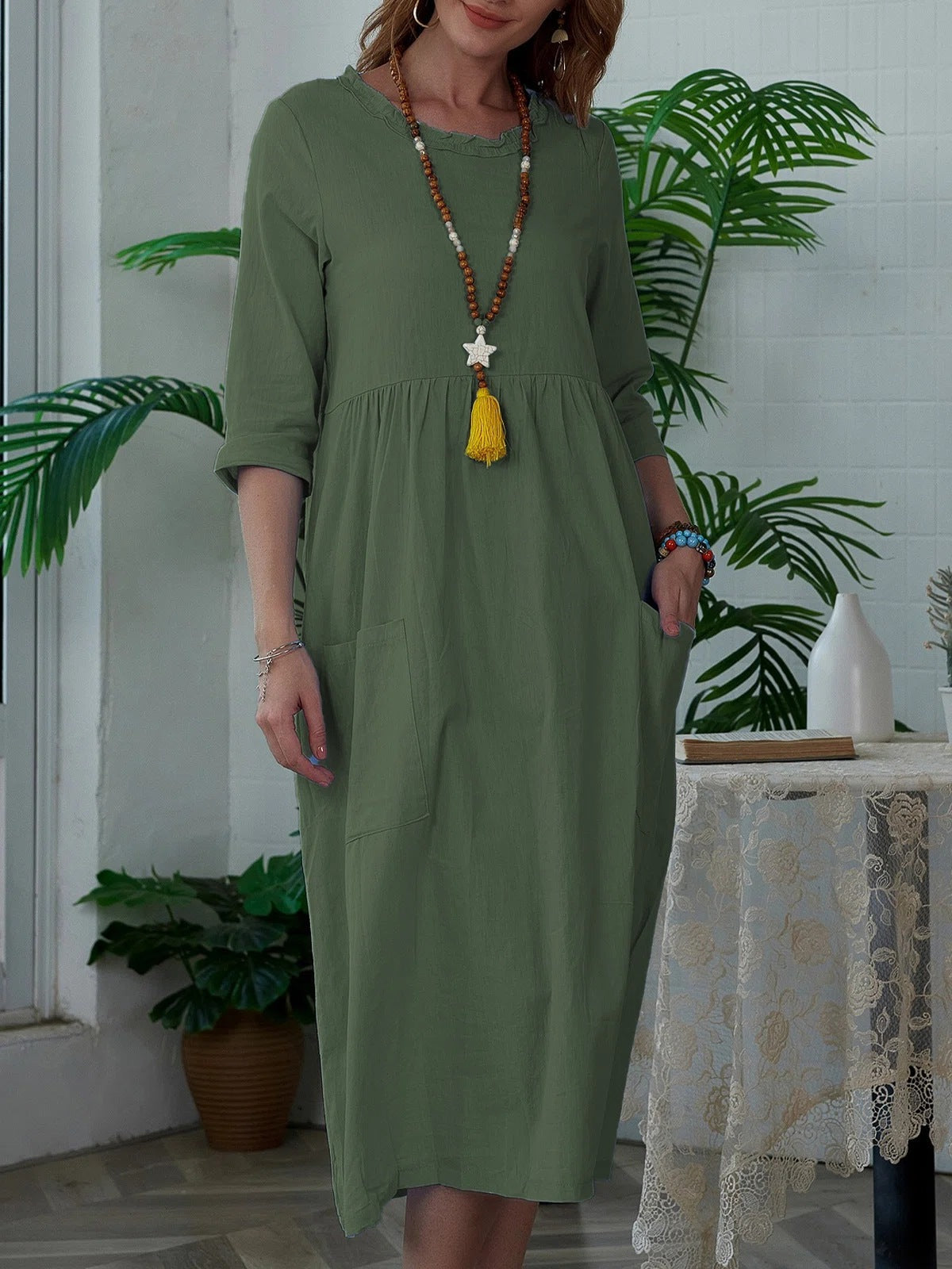 Meta – Relaxed Pocket Midi Dress