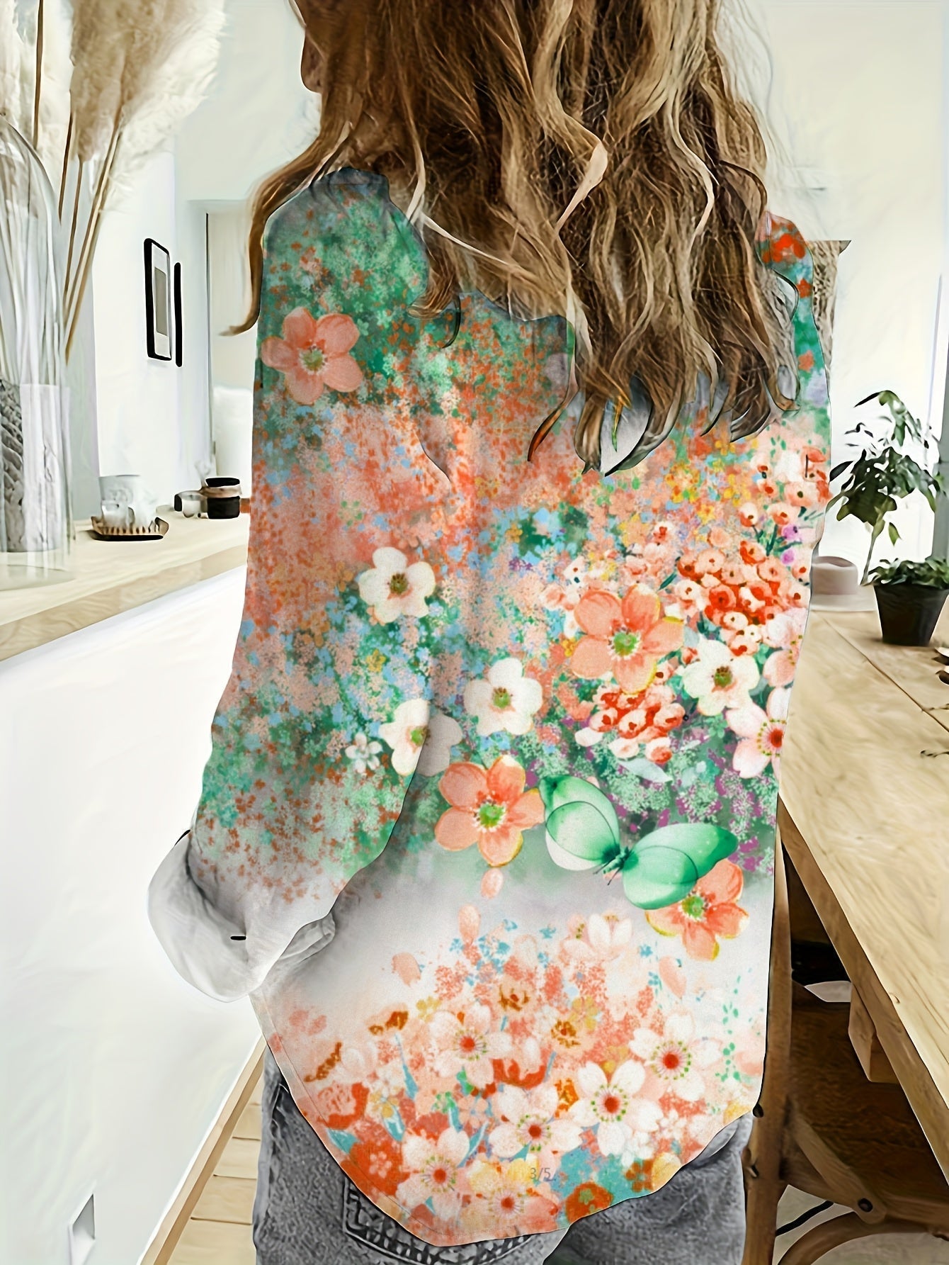 Liora – Floral Print Lightweight Shirt