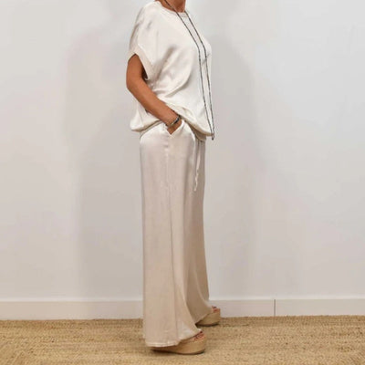 Aveline | Elegant Comfort Set