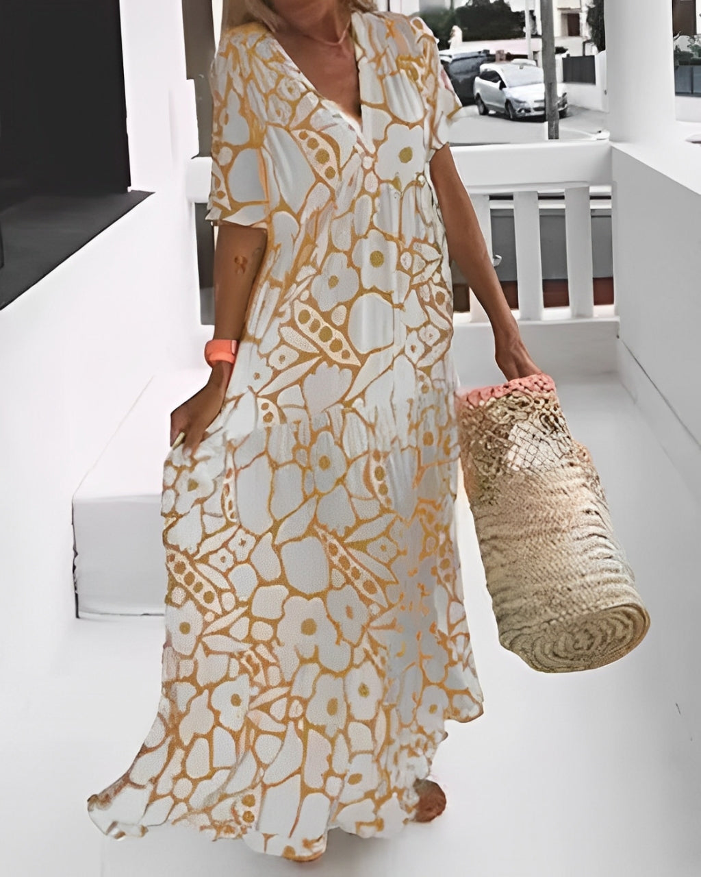 Lillie – Floral Print Maxi Dress